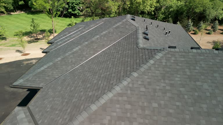 Best Emergency Roof Repair Services  in Hillsdale, MI